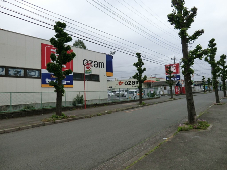 ���ӊ� �X�[�p�[ 600m �I�U�� ������X