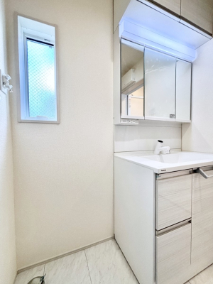 ���ʑ�E���ʏ� ���������Ă���̂Ŏ��C�̑����ꏊ�ł����C���ł����K�ł��B�����̐g�x�x���C�����ǂ��s���܂��ˁB