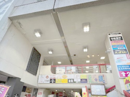 ���ӊ� �V���b�s���O�Z���^�[ 1000m �����w�O�V���b�s���O�Z���^�[