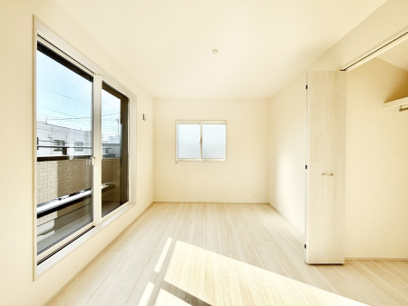 �Q�� ���邢�o���R�j�[�T�C�h�ɗm����ݒu�B�ڊo�߂̗ǂ��Q���ɁB 