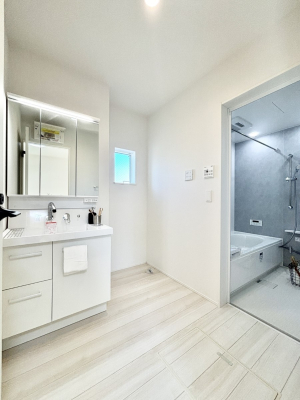 ���̑� ���������Ă���̂Ŏ��C�̑����ꏊ�ł����C���\���s���܂��B�����̐g�x�x���C�����ǂ��I