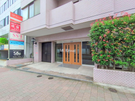 �G���g�����X -