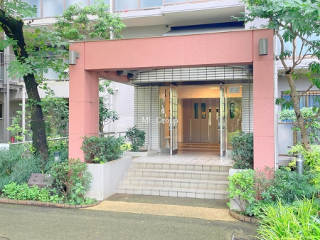 �G���g�����X -