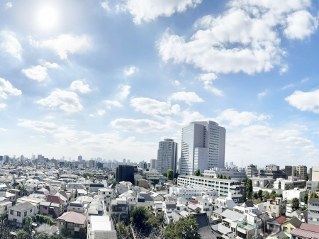 �G���g�����X -