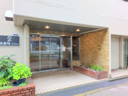 �G���g�����X -