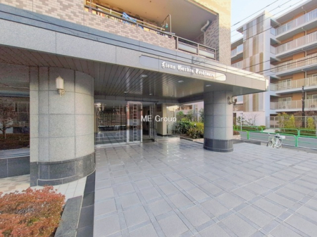 �G���g�����X -