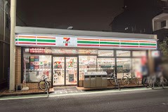 ���ӊ� �R���r�j 300m �Z�u��-�C���u�� ��������񍂓X