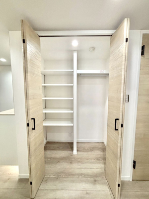 ���̑����� �L�����[�B�|�������G�߂̏��������[���邱�Ƃ��ł��܂��B