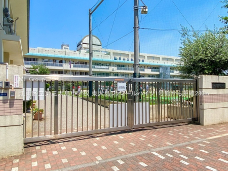 ���ӊ� ���w�Z 280m �]���旧��O�哇���w�Z