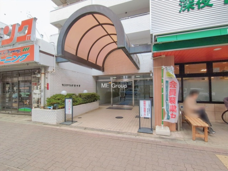 �G���g�����X -