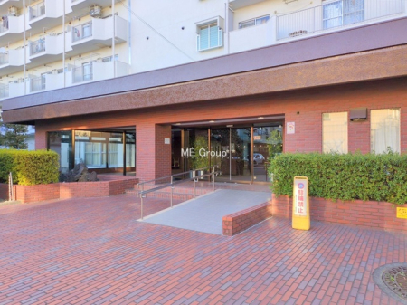 �G���g�����X -