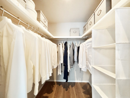 ���̑� �G�߂̈ߗނ��X�b�L�����[�I��e�ʂ̎��[�͂����͓I��WIC�t���ł��B