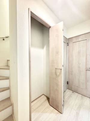 ���̑����� ���փz�[�����[�ł��B�|������₨�o�����p�O�b�Y�̎��[�ɕ֗��ł��B