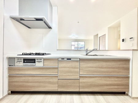 �L�b�`�� �������������I�ɁA�y�����I�V�X�e���L�b�`��  