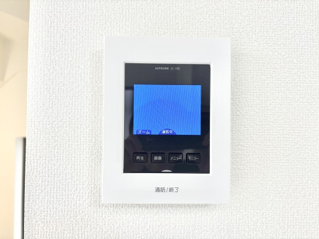 ���̑����� TV���j�^�[�t�C���^�[�t�H�����t���Ă��ăZ�L�����e�B�[��