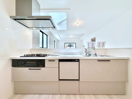 �L�b�`�� �H��@�E�򐅊�E�R�c���R�����Ȃǃf�U�C�������@�\�������˔������V�X�e���L�b�`���I