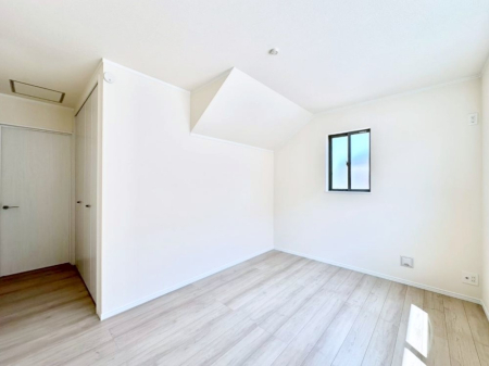 �Q�� �g���₷���`�Ńx�b�g��Ƌ�̒u�����ɂ����邱�Ƃ�����܂���B 