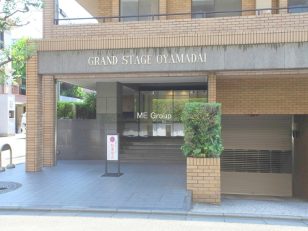 �G���g�����X -