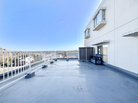 �o���R�j�[ �L�X���[�t�o���R�j�[�ł����󕨂��C�����悭�����܂��B�o���R�j�[�͊�����2�����I