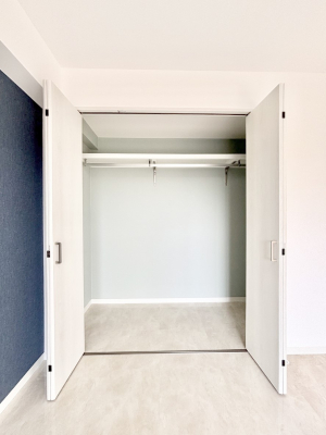 ���[ �m���N���[�[�b�g�B���s��������̂Ō���̈ߗނ�����������[�ł��܂��B