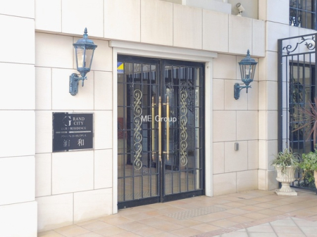 �G���g�����X -