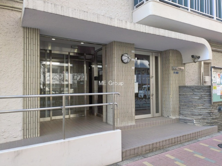 �G���g�����X -