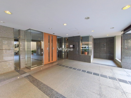 �G���g�����X -