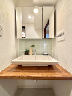 ���ʑ�E���ʏ� ������������ʉ��ώ��Œ��̐g�x�x�����K  