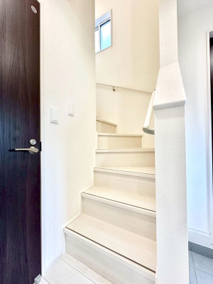 ���� �Ƒ��̋A��₨�q�l�������������}���錺��  