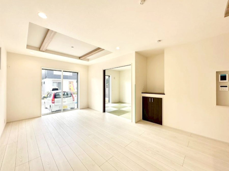 ���̑����� �Ƒ������R�ƏW�܂�e���̃X�y�[�X�ɂȂ肻��