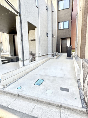  �����Ɍ������Ȃ����ԃX�y�[�X�B