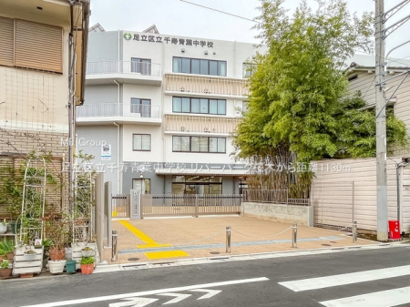 ���ӊ� ���w�Z 1130m �����旧����t���w�Z