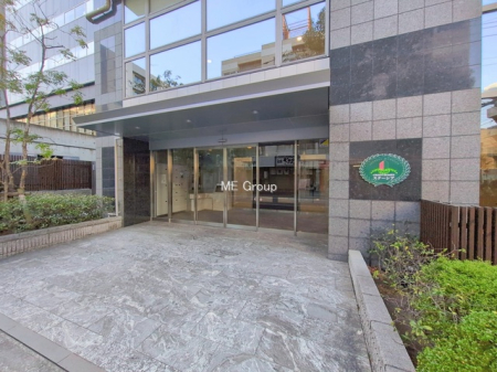 �G���g�����X -