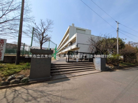 ���ӊ� ���w�Z 220m �u�؎s���u�ؒ��w�Z