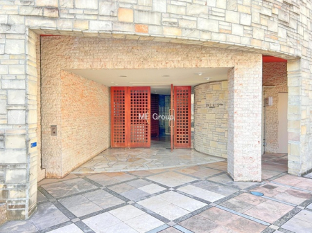 �G���g�����X -