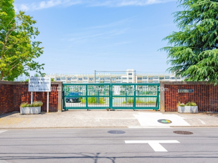 ���ӊ� ���w�Z 720m ����s���œ����w�Z