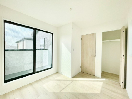  �}�ʂƈقȂ�ꍇ�͌�����D��