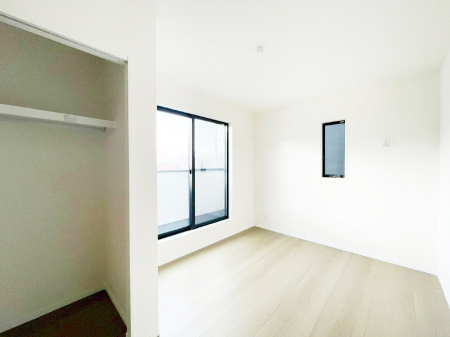 ���̑����� �o���R�j�[���J�������v���X���Ă����m��