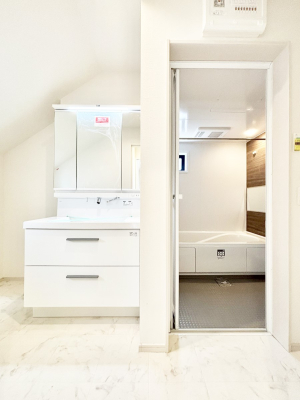 ���̑� ������������ʉ��ώ��Œ��̐g�x�x�����K