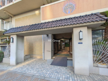 �G���g�����X -