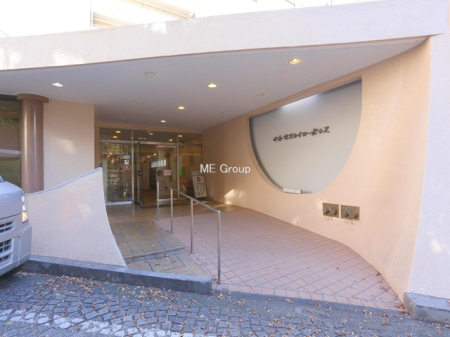 �G���g�����X -