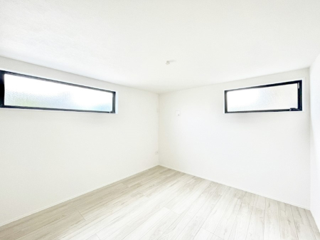 ���̑� 1�K�̃T�[�r�X���[���͎��[�͂������A�����Ƃ��Ă����p�ł��܂��B  