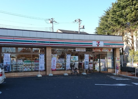 ���ӊ� �R���r�j 200m �Z�u��-�C���u�� ���n��򒬂S���ړX