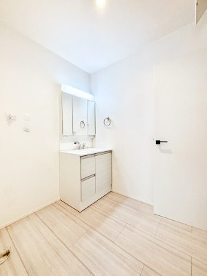 ���̑� �L�X�Ƃ�Ƃ�̂��郉���h���[�X�y�[�X  