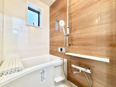 ���� ����̔�����₷��؂ȃo�X�^�C���B�������Ƃ����C���y����Ŕ����Ƃ肽���ł��ˁI  