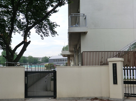 ���ӊ� ���w�Z 260m ���v���Ďs���掵���w�Z