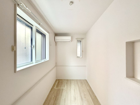 �q������ ������̂₳���������S�n�悢�v���C�x�[�g���[��