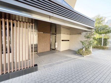 �G���g�����X �������������͋C�̃G���g�����X