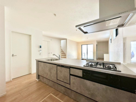 �L�b�`�� ����