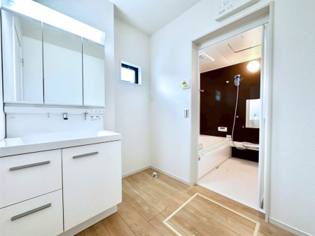 ���̑� �L�X�Ƃ�Ƃ�̂��郉���h���[�X�y�[�X�B  